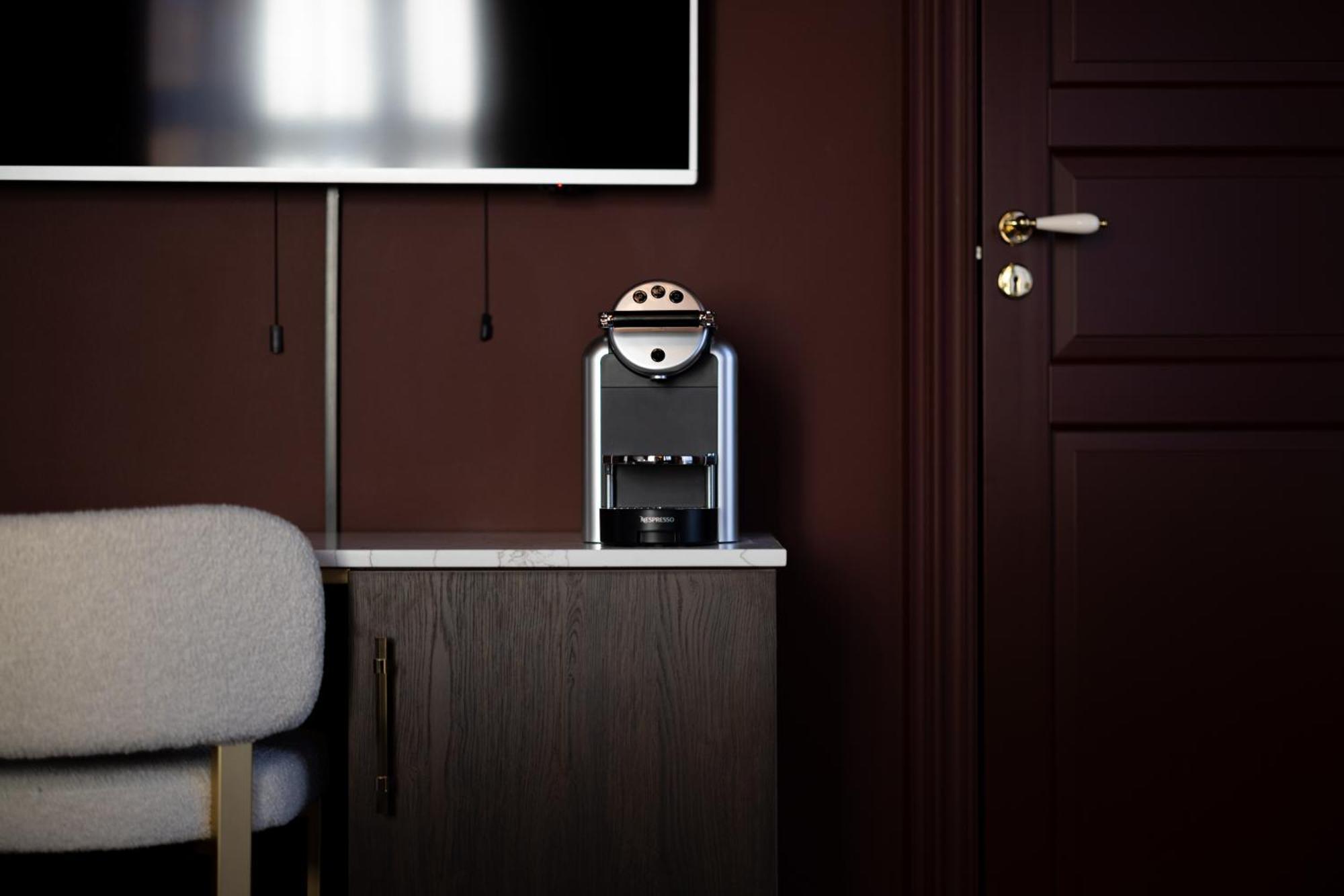 Hotel The