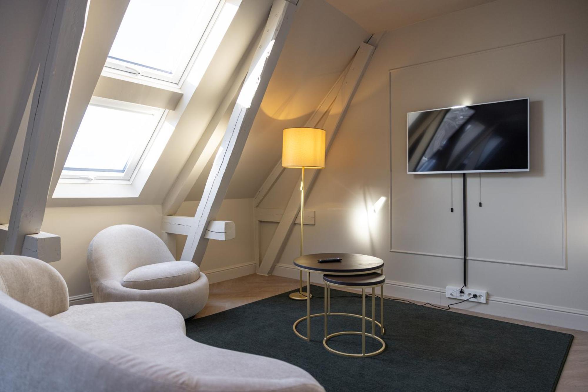 Hotel The